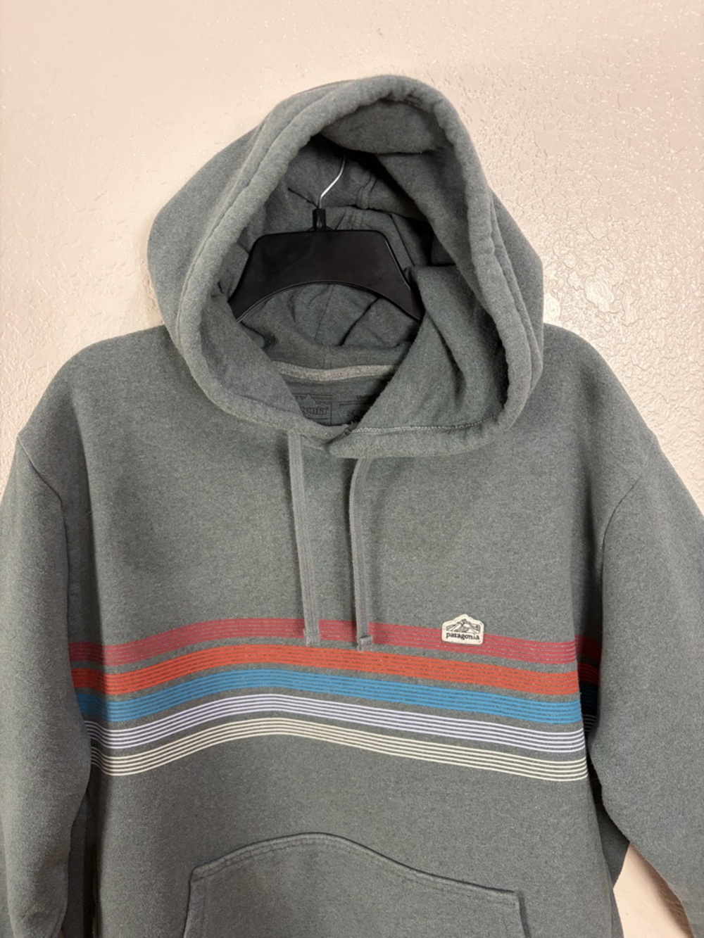 Patagonia,Size,XL,Men's Gray Hooded Sweatshirt with Multicolor Stripe - Picture 3 of 16